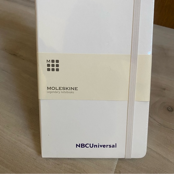 MOLESKINE • NEW! Notebook with NBC Universal Customization - Picture 7 of 7